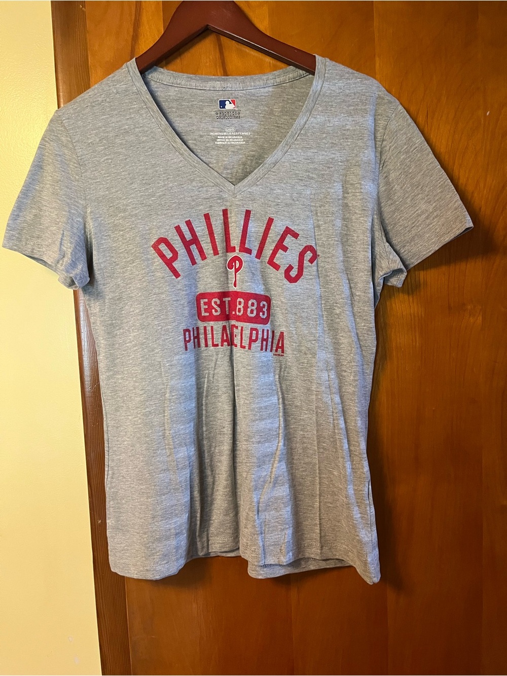Majestic Gray V-Neck Phillies Tee with Red Graphics